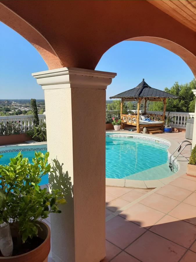 Les Collines D'Ugernum Bed and Breakfast Beaucaire  Εξωτερικό φωτογραφία